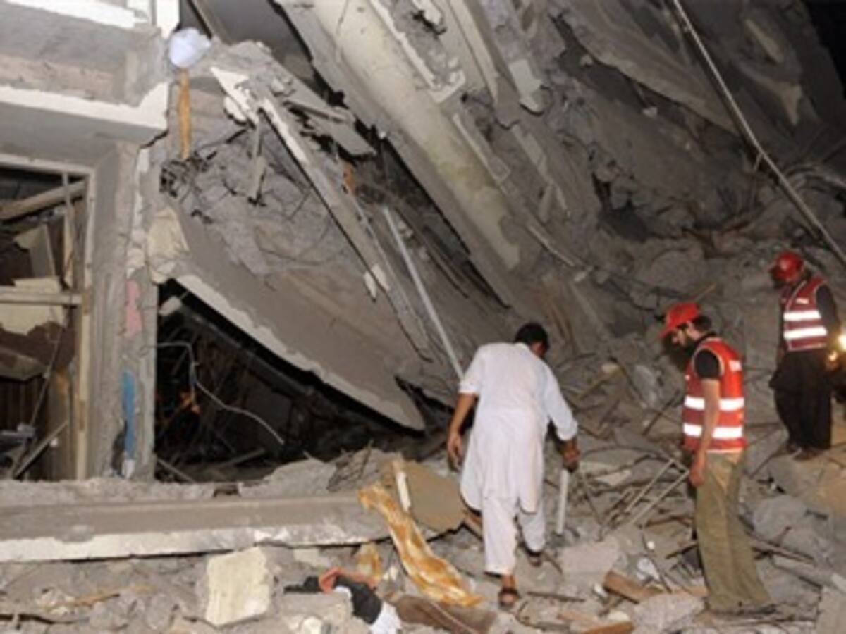 Un atentado contra un hotel de cinco estrellas en Pakistán deja al menos 18 muertos