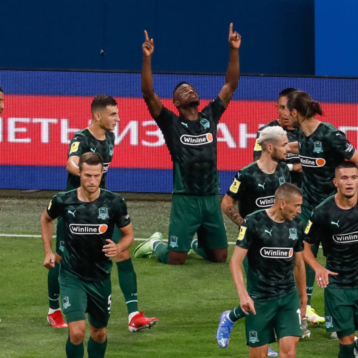 VIDEO | A pura potencia, Jhon Córdoba marcó golazo para Krasnodar