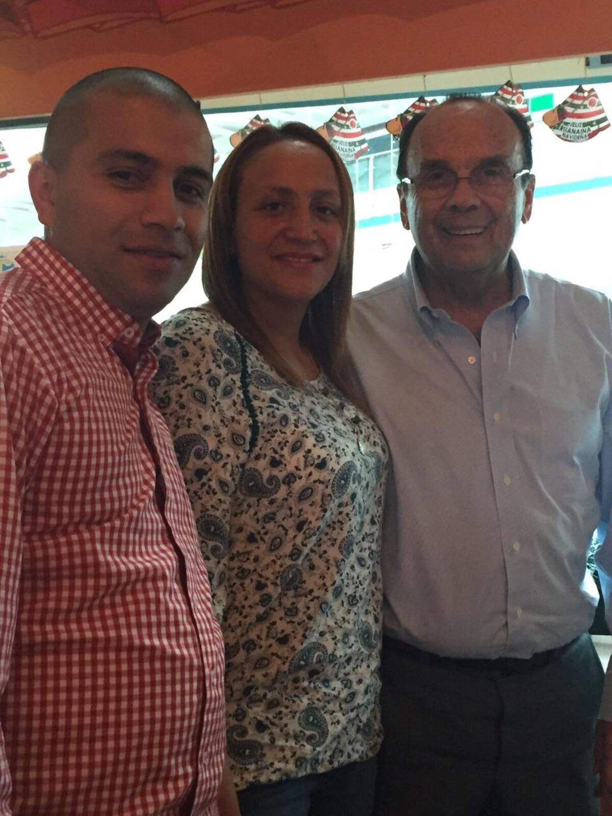 Eduardo Ramírez "Lulú", Vicky Alcalá y Hernán. Archivo personal.