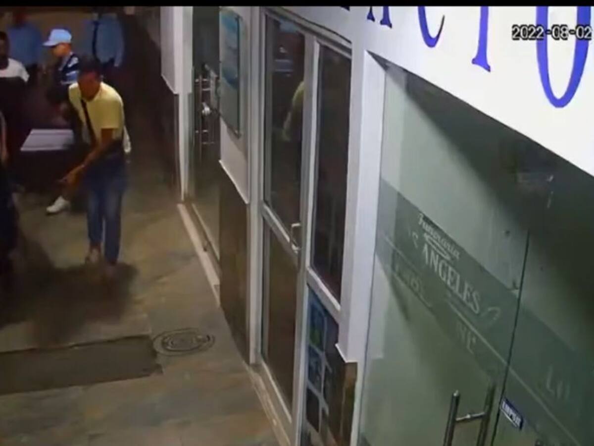 Roban cadáver de funeraria en Santander