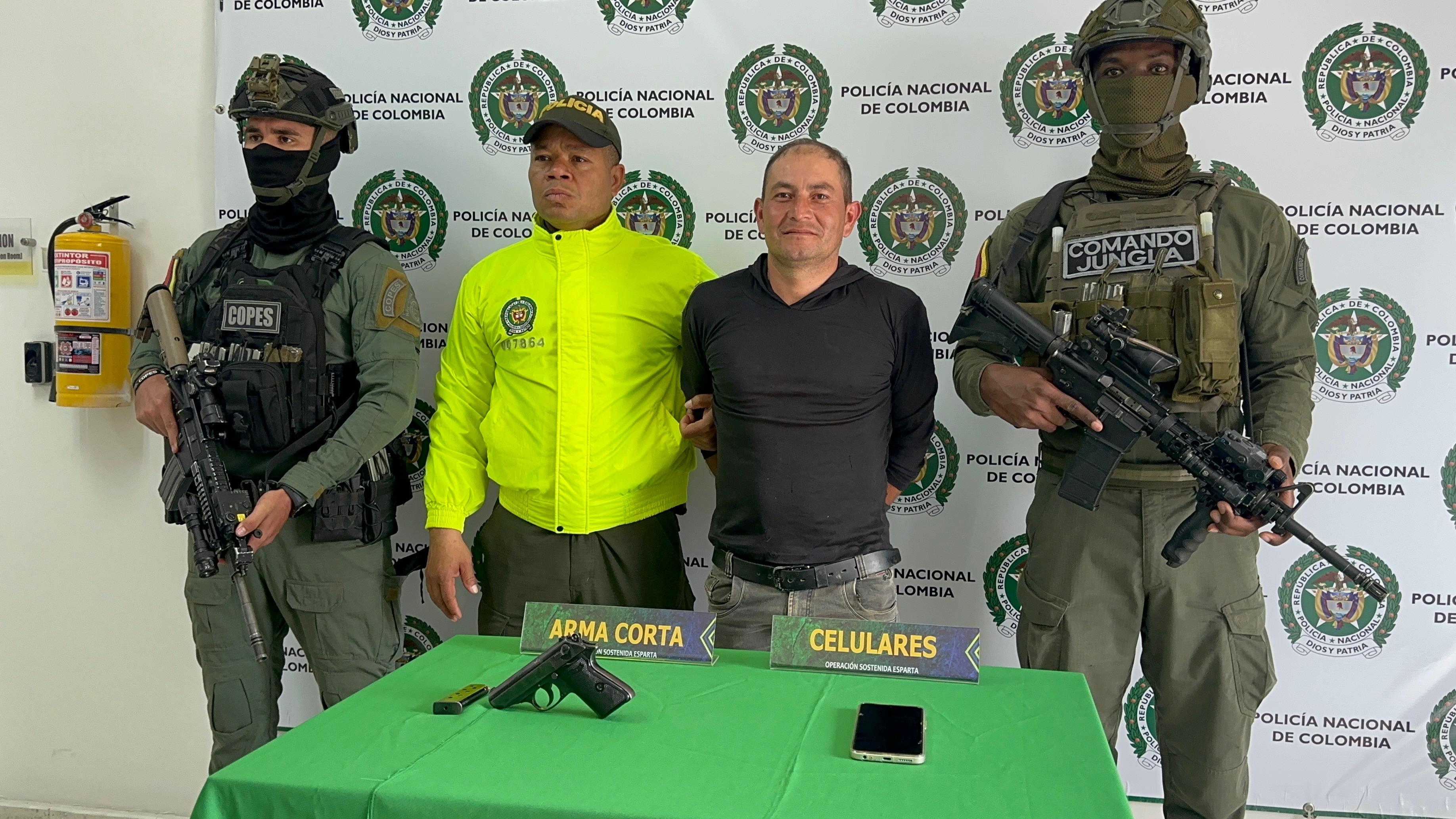 Capturan a alias “Geño”, cabecilla del ELN señalado de participar en homicidio de un patrullero. / Foto: DENOR.