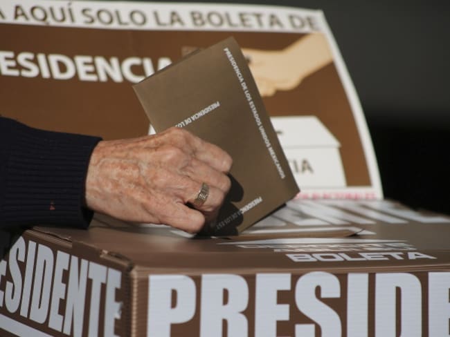 Votación en México transcurre con tranquilidad pese a retrasos: INE