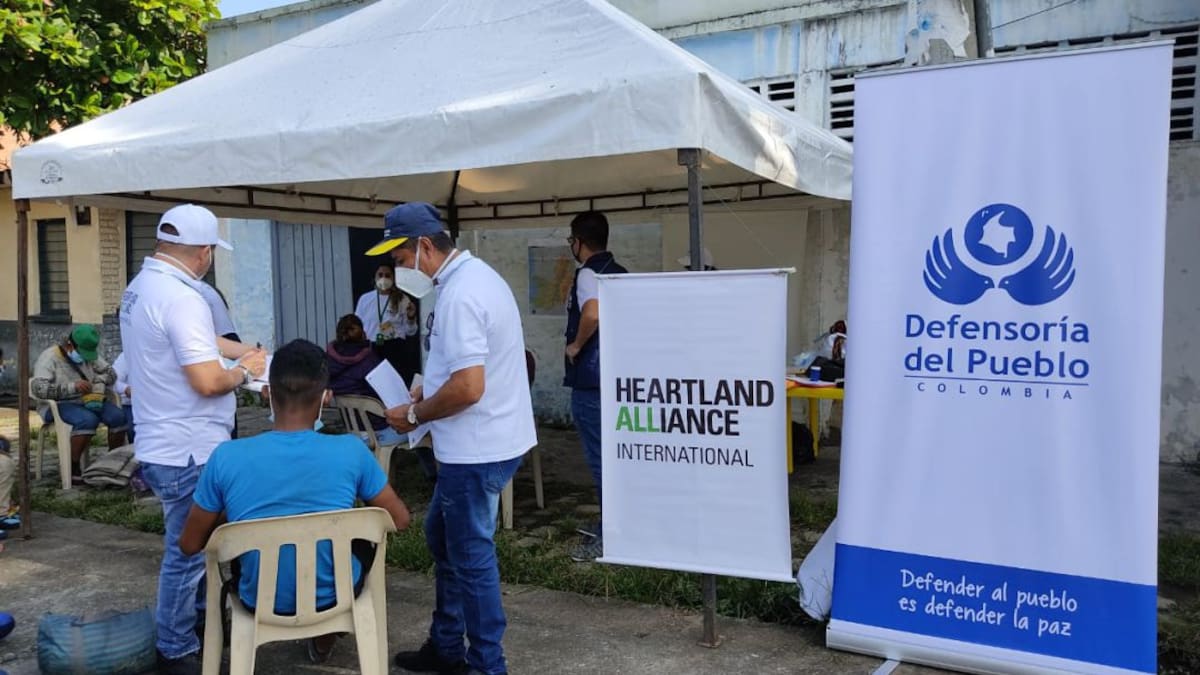 Defensoría instala carpa humanitaria para atender población migrante