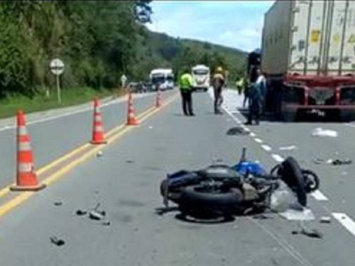 En la vía Manizales - Medellín fallecieron padre e hija en un accidente de tránsito
