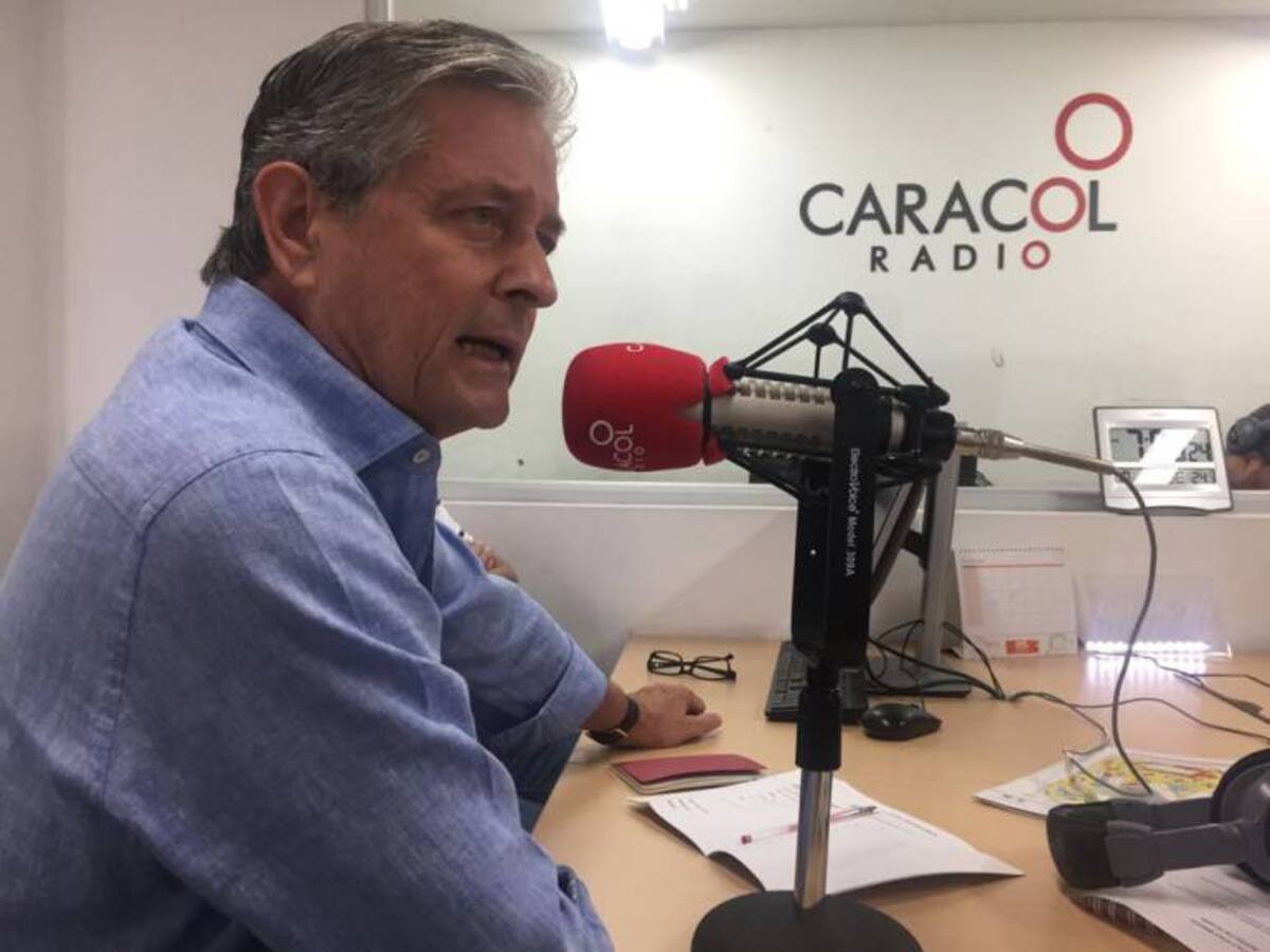 Varios precandidatos presidenciales vienen a la marcha del agua