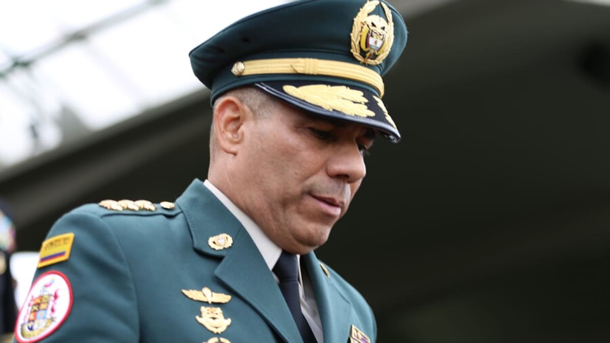 Fiscalía imputará cargos contra el general (r) Eduardo Zapateiro por presunto acoso sexual