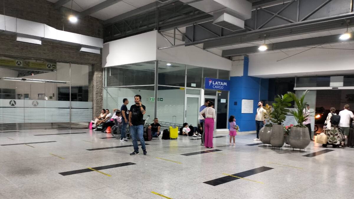 En Neiva más de 200 pasajeros de diferentes aerolíneas tuvieron que reprogramar sus vuelos