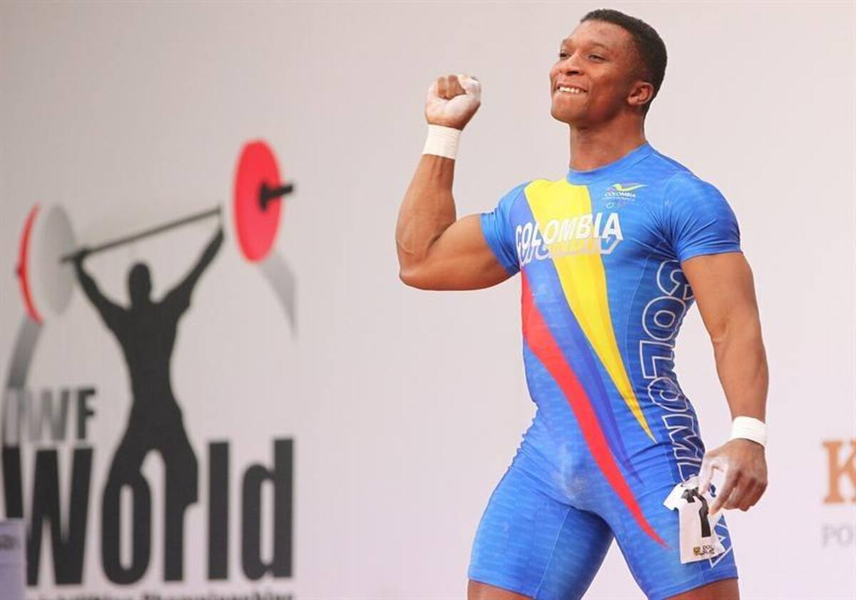Óscar Figuero alcanzó el podio al lograr una brillante actuación en la modalidad de envión y así acumular 316 kilos en el total.