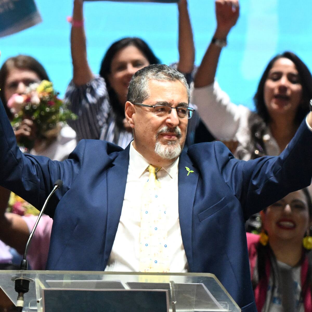 Petro celebró elección de Bernardo Arévalo como presidente de Guatemala
