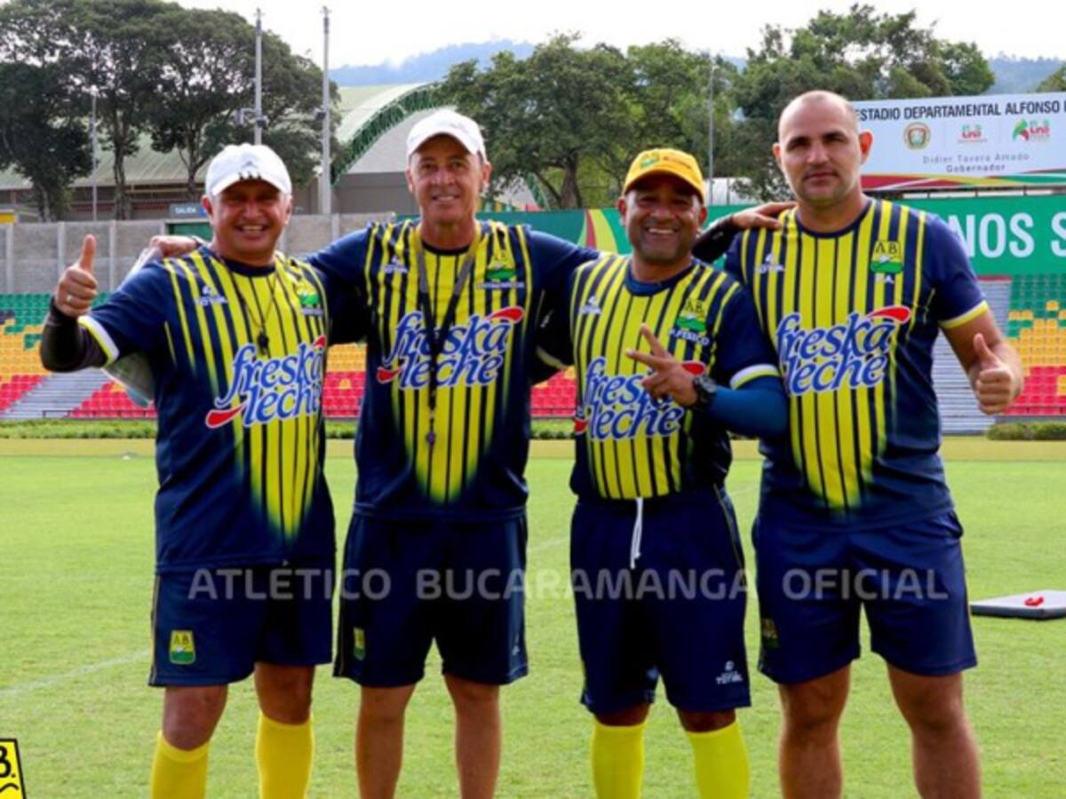 Hoyos dejó de ser el técnico del Bucaramanga tras derrota con Tolima
