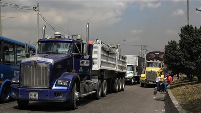 Funcionarios capturados de la CDMB habrían adulterado licencias ambientales. Foto: Colprensa