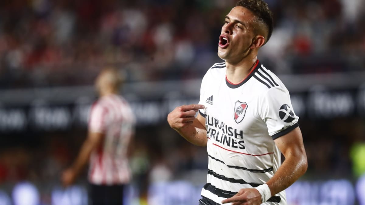 Rafael Santos Borré acerca a River al título de la Superliga