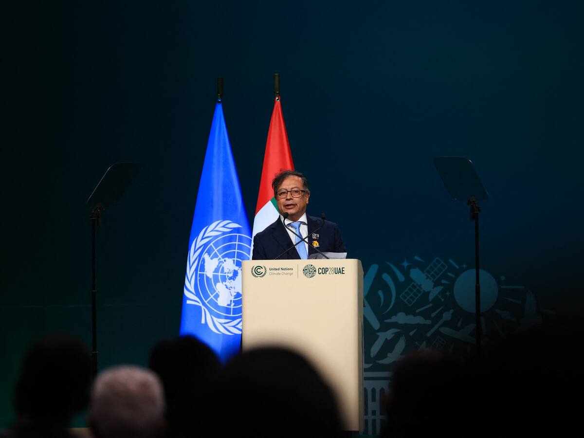 Aumenta la aprobación del presidente Petro, según Centro Nacional de Consultoría