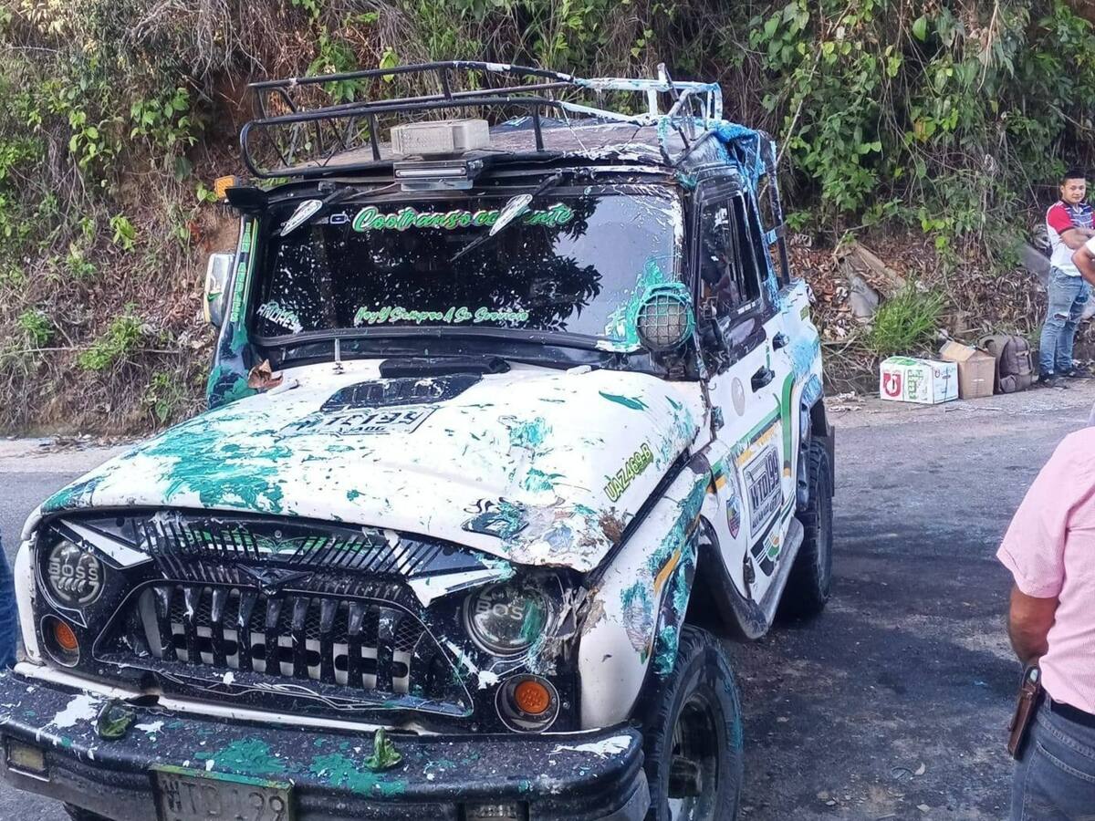 Accidente de un campero UAZ dejó una persona muerta y 20 heridas en San Antonio, Tolima