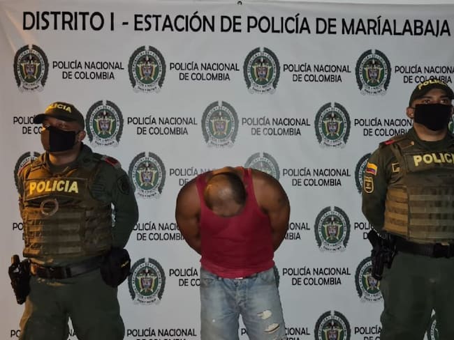 Hombre golpeó a policías para evitar su captura en María La Baja, Bolívar
