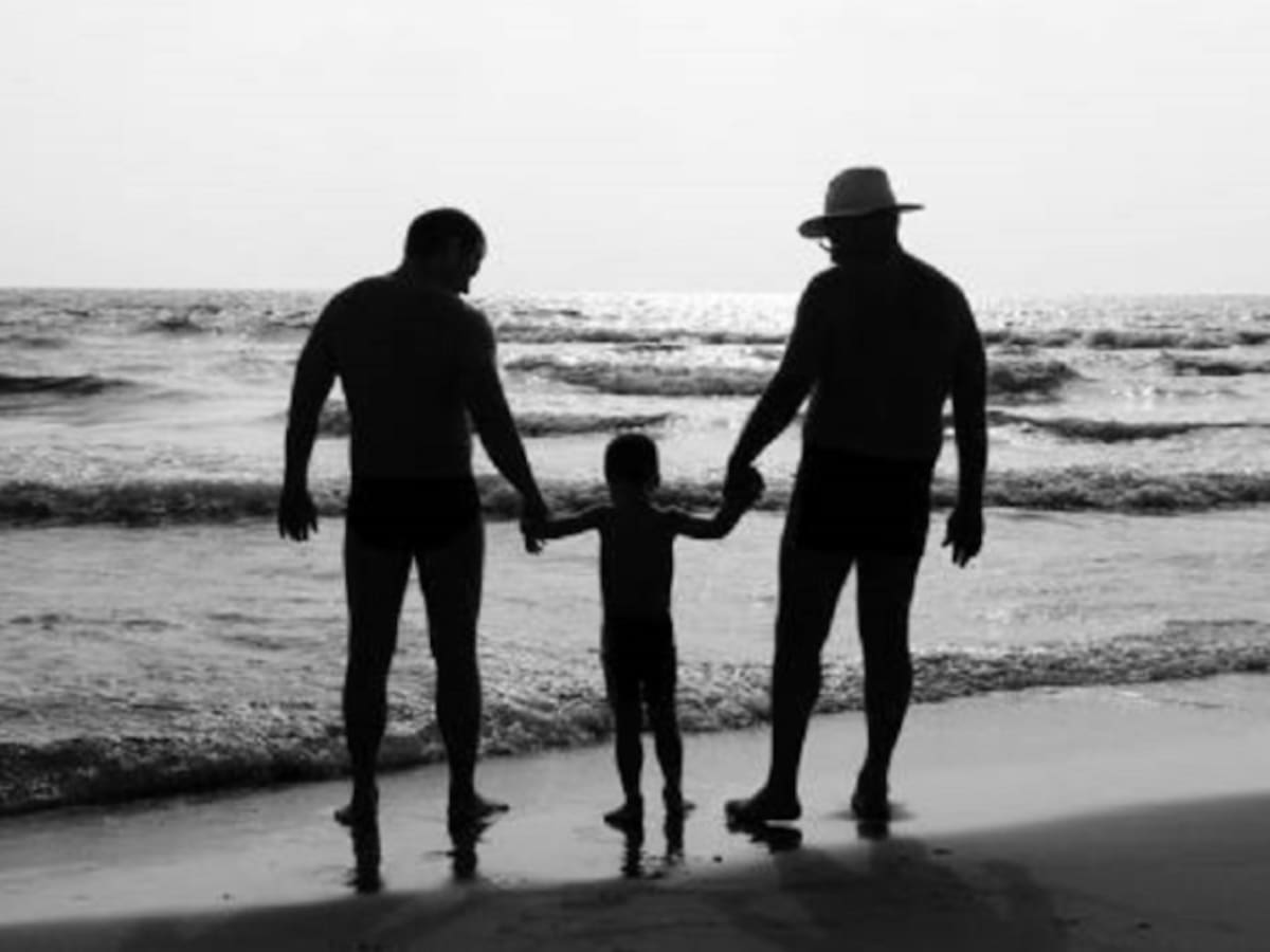 En Colombia parejas del mismo sexo ya podrán registrar a sus hijos sin restricción