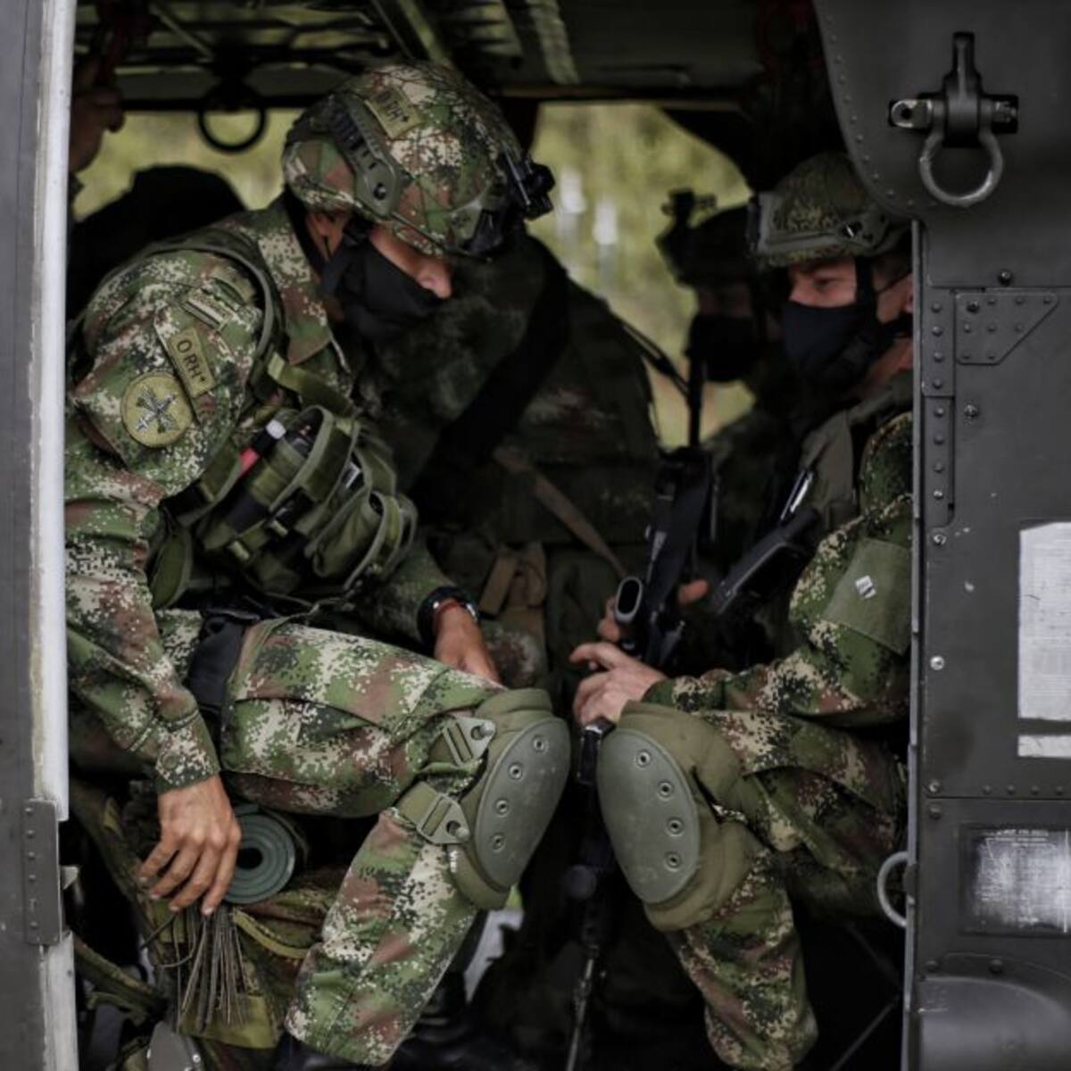 Un soldado muerto y 11 más heridos deja ataque con granada en Guainía
