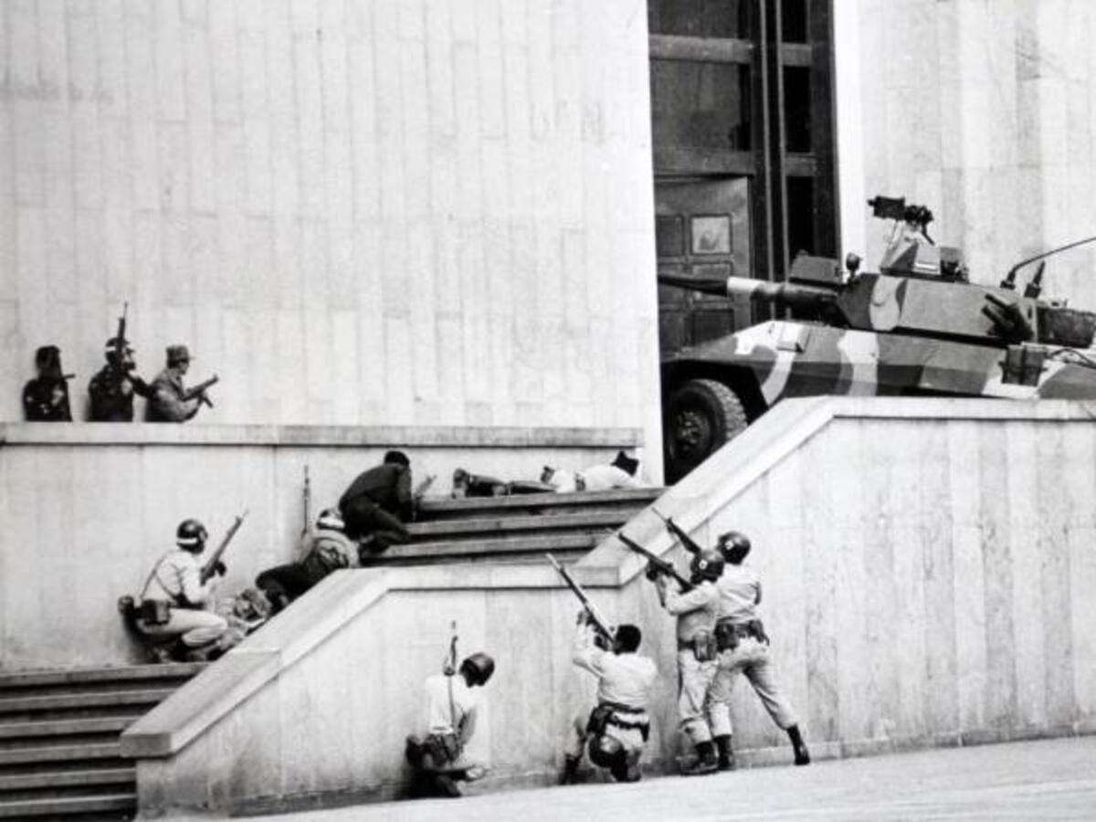 Investigarán desprotección a magistrados en toma del Palacio de Justicia