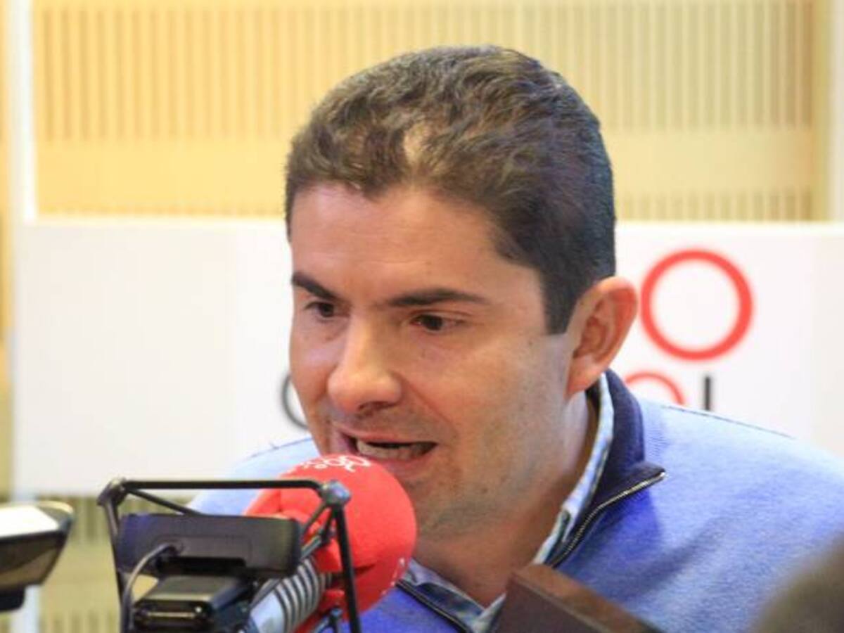 Hay que buscar una gran coalición nacional: Henao