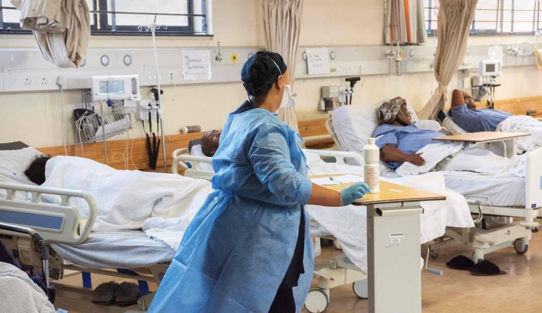 Salas de atención de contagiados con coronavirus en Sudáfrica.  Foto: Getty 