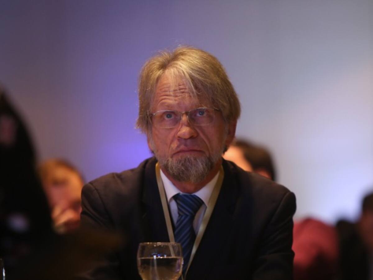 Esta es la demanda con la que buscan tumbar la investidura de Mockus