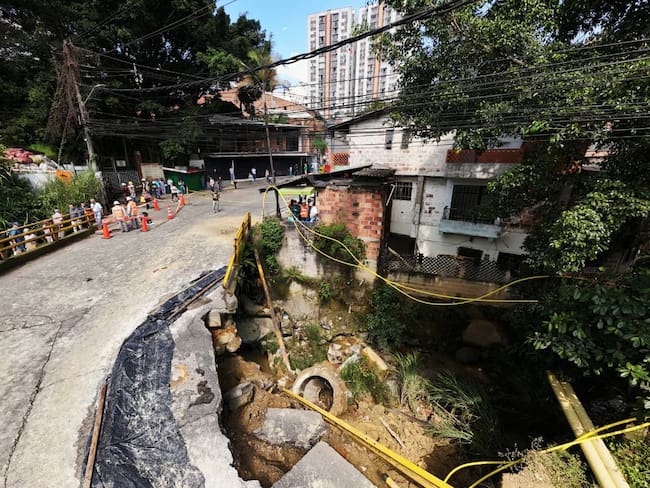 Puente de La Limona: emergencia por lluvias acelera obras para solución definitiva de movilidad Foto: Alcaldía de Medellín