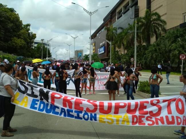 &quot;Sin presupuesto la educación está desnuda&quot;: estudiantes en Barranquilla