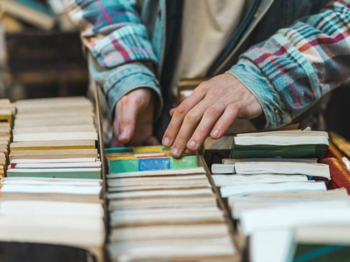 Confiar apoyará 14 librerías en el país con la compra de textos