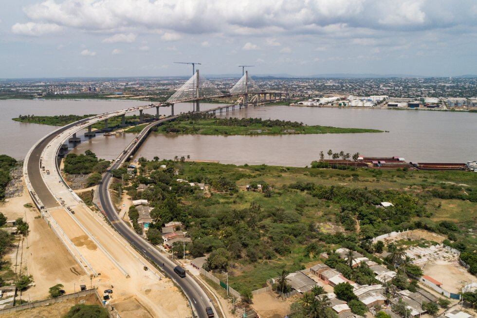 Durante la planificación del puente, se propusieron cuatro alternativas para definir su localización. 