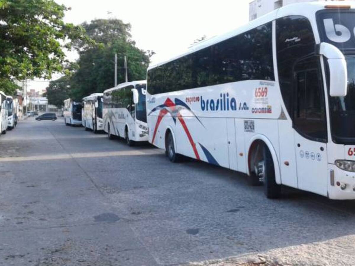 Caravana sale de Barranquilla para acompañar firma de la paz