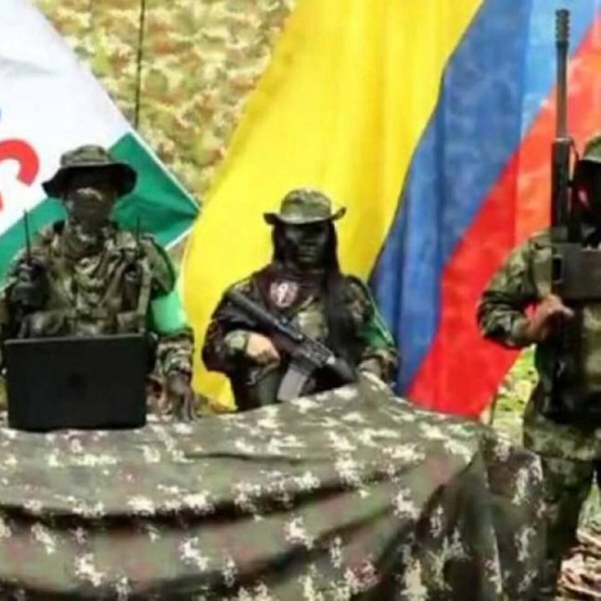 Denuncian que un grupo de EGC camina las calles armados en vereda Lejanías de Remedios