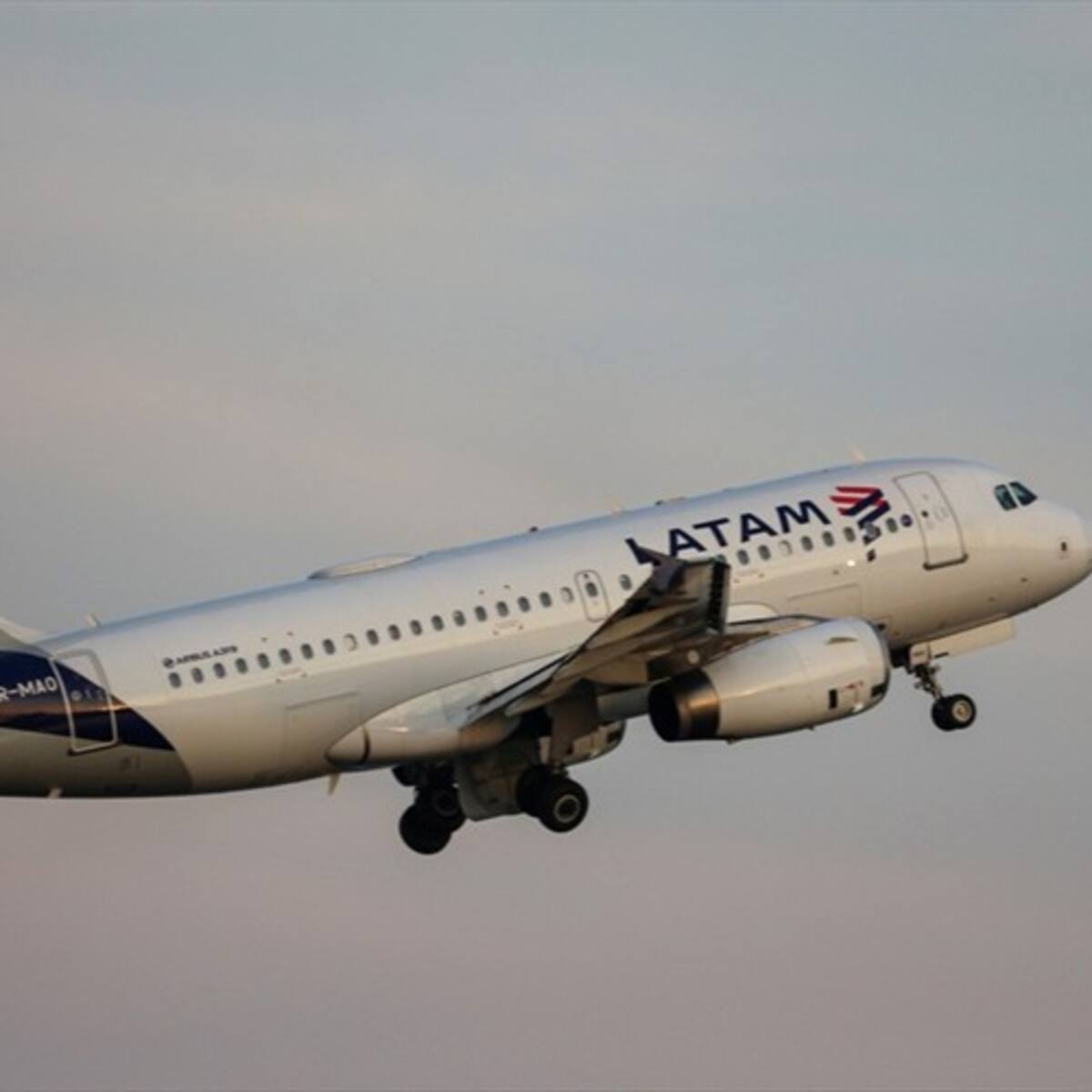 “Sacudida” en vuelo de Latam en Nueva Zelanda deja 13 hospitalizados