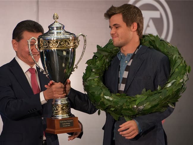 Magnus Carlsen, coronado campeón mundial de ajedrez