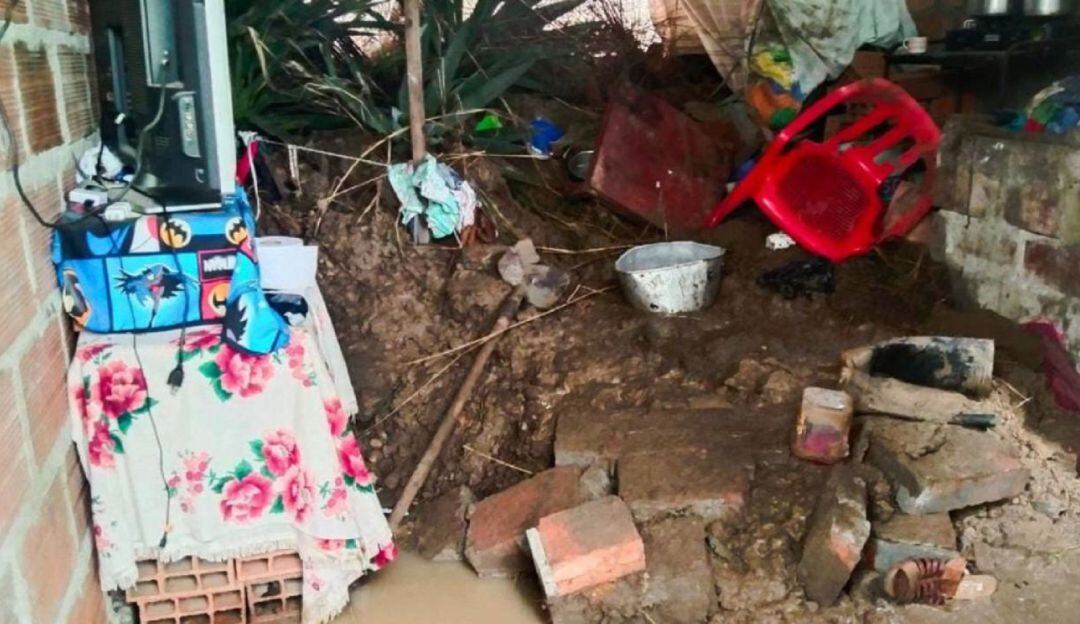 Gestionan apoyos para atender emergencias por lluvias en el Huila.