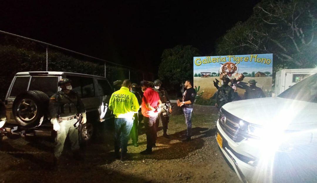 En el evento había aproximadamente 400 personas.