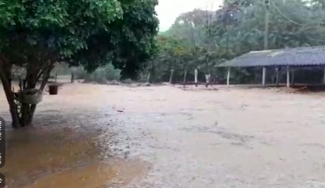 Desbordamiento de arroyo en Bajo Ostión, Tubará