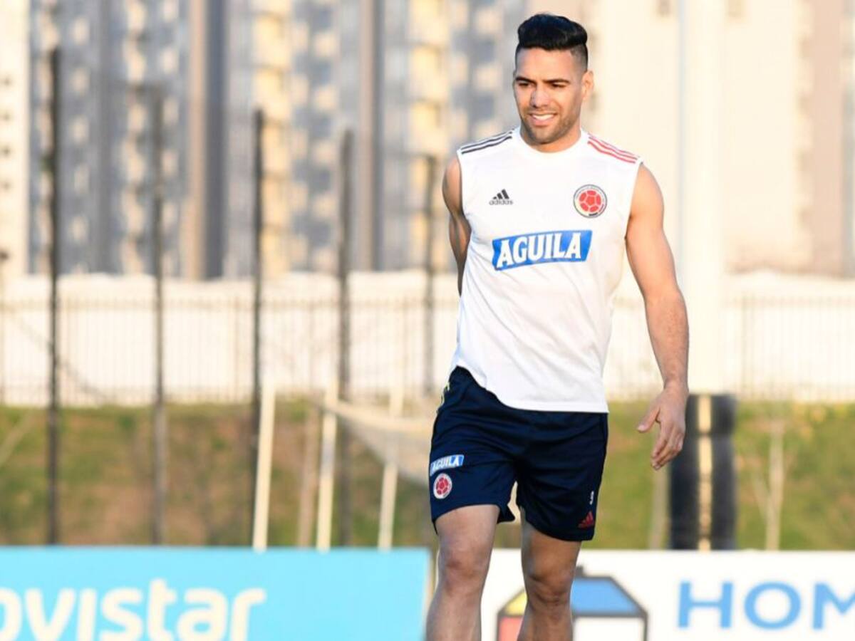 Con Falcao y James en cabeza, Colombia entrenó con el grupo completo