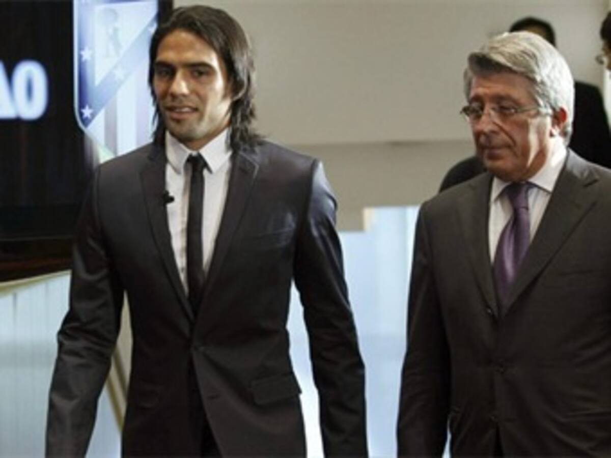 Presidente del Atlético molesto por interrogantes sobre el futuro de Falcao García