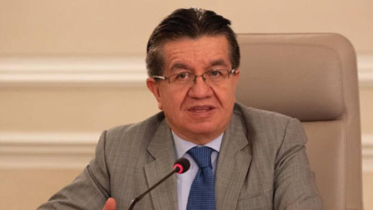 MinSalud advirtió la situación por la que cruza el país en el tercer pico