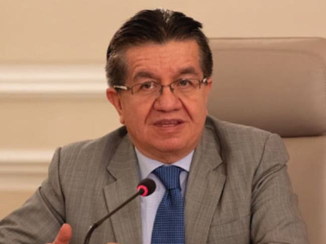 Ministro de salud, Fernando Ruiz.