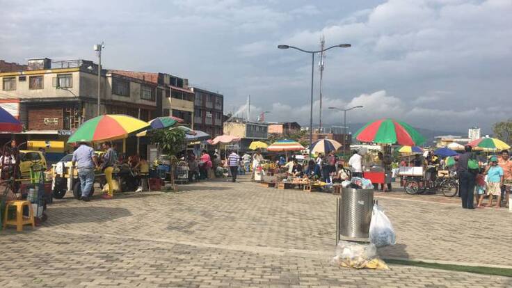 Ex alcalde de Bucaramanga dice que es ilegal reubicación de ambulantes en el Centenario