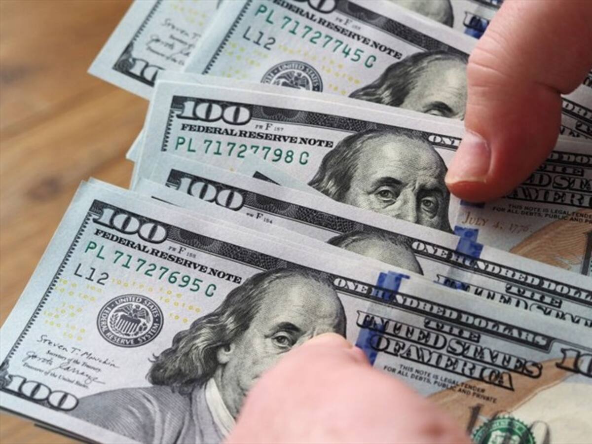 Dólar HOY 15 de septiembre en Colombia: La moneda cierra la semana rozando los $3.900