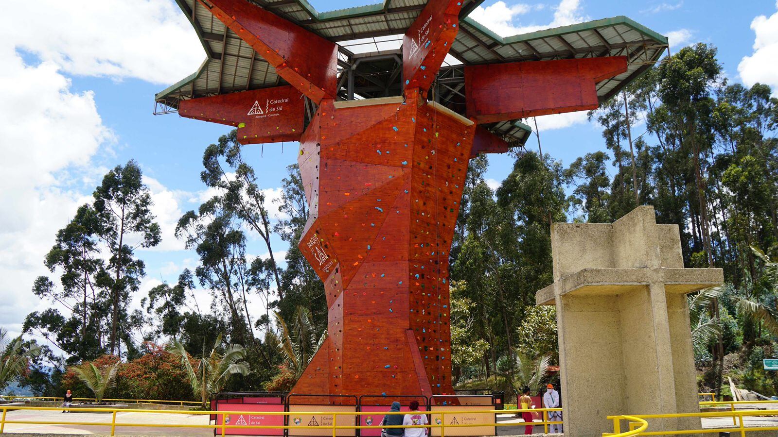 Cortesría: Este es el muro de escalar más alto del país que está en la Catedral de Sal de Zipaquirá.