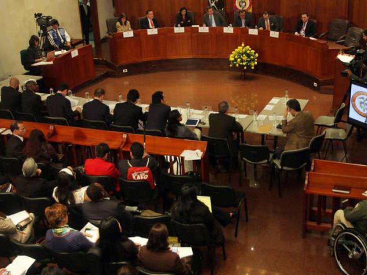 Corte define la seguridad jurídica de los acuerdos de paz