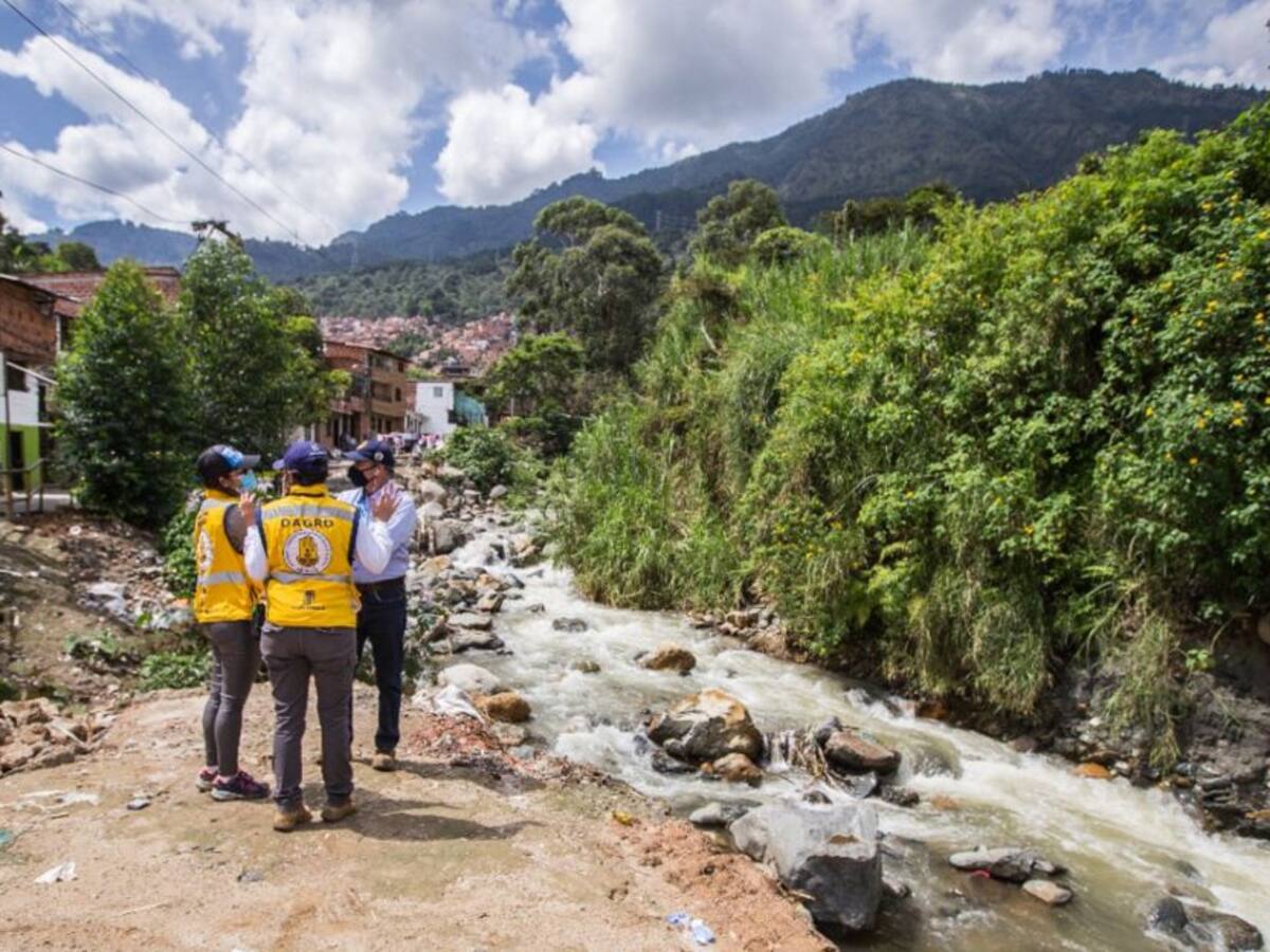 En Medellín han atendido más de 500 emergencias por lluvias