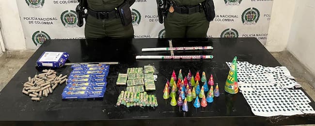 La Policía Metropolitana de Tunja incautó en la noche de fin de año 2023 e inicios de 2024 más de 130 elementos pirotécnicos en la capital boyacense / Foto: Suministrada.