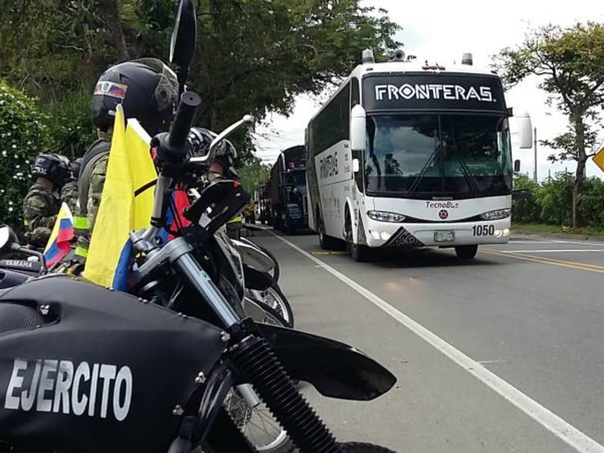 Vía La Línea con atención especial del ejército en navidad