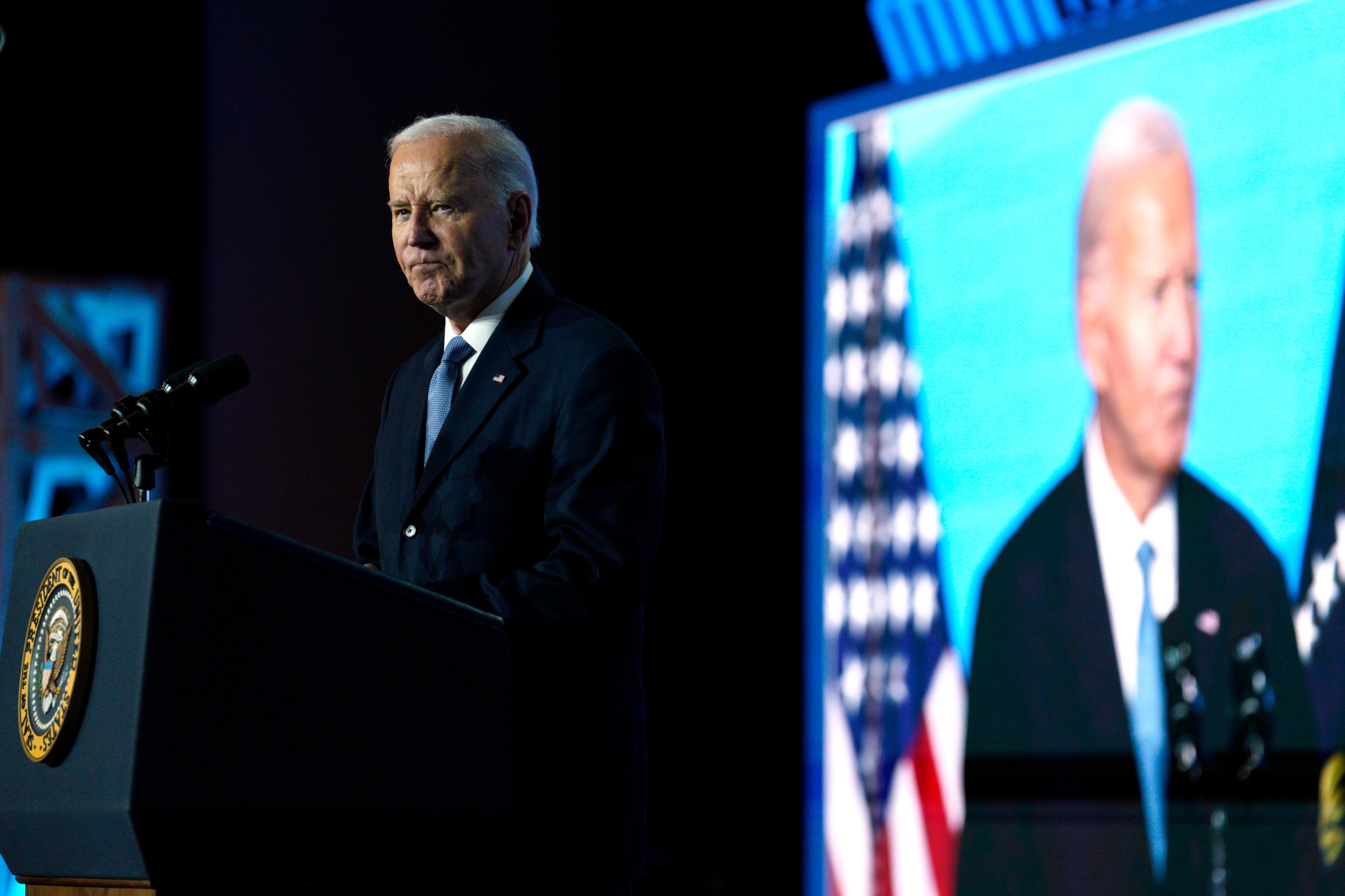 Washington (Usa), 17/01/2025.- US President Joe Biden delivers remarks at the Conference of Mayors in Washington, DC, USA, 17 January 2025. EFE/EPA/YURI GRIPAS / POOL