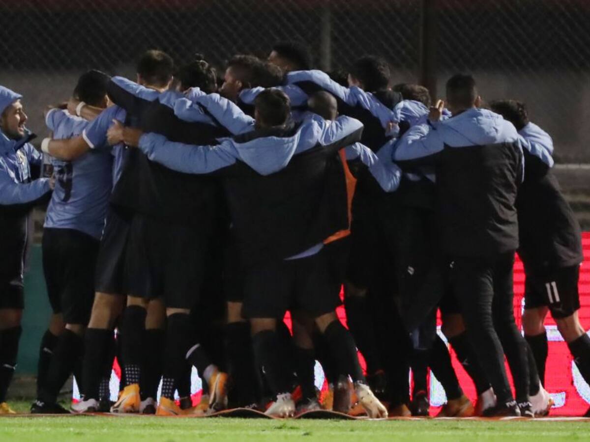 En el último minuto, Uruguay derrotó a Chile dirigida por Reinaldo Rueda