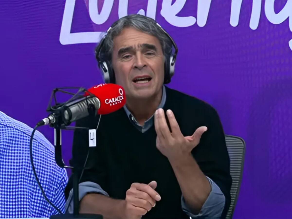 Tenemos que hacer la transición energética, es una responsabilidad del presidente: Sergio Fajardo